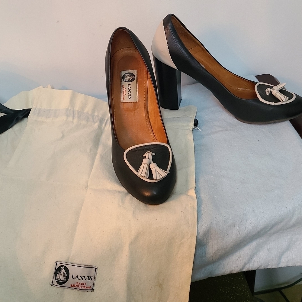 Lanvin Loafer Pumps
